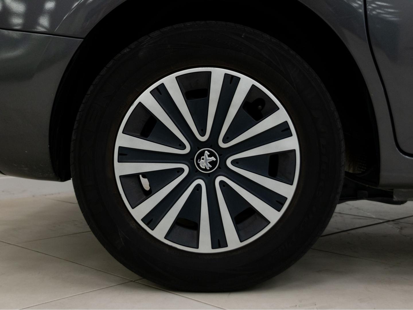 Peugeot Partner TEPEE Active 1.6 BlueHDi 73KW (100CV)