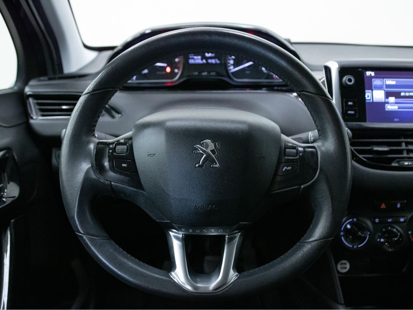 Peugeot 208 5P STYLE 1.2L PureTech 60KW (82CV)