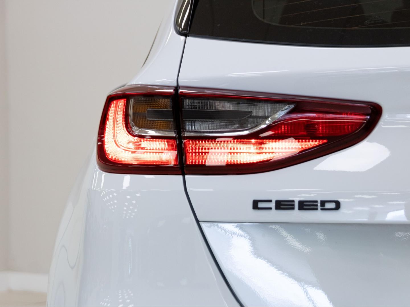 Kia Ceed 1.0 T-GDi 74kW (100CV) Concept