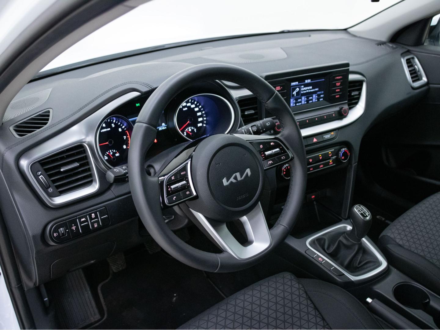 Kia Ceed 1.0 T-GDi 74kW (100CV) Concept
