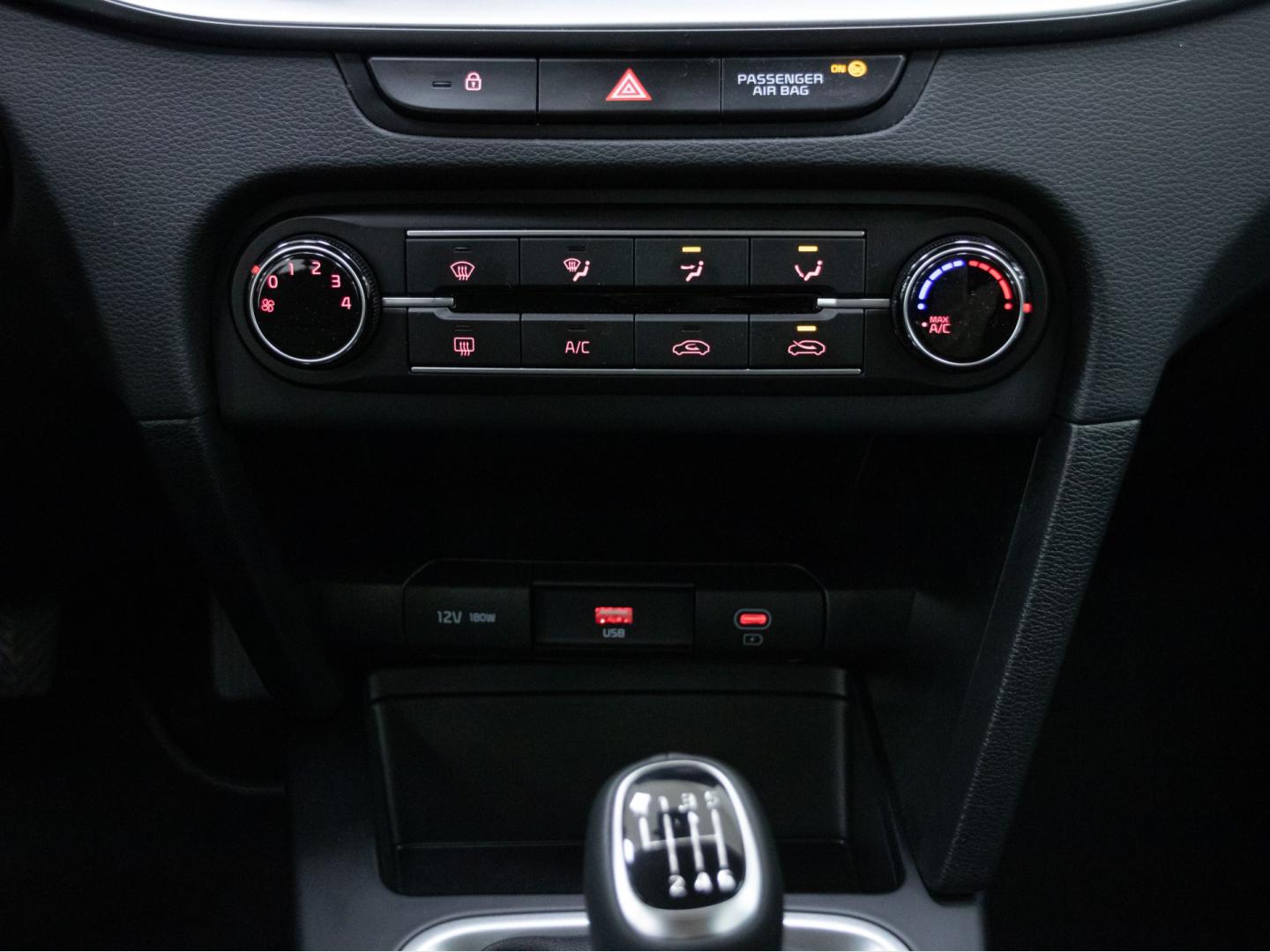 Kia Ceed 1.0 T-GDi 74kW (100CV) Concept
