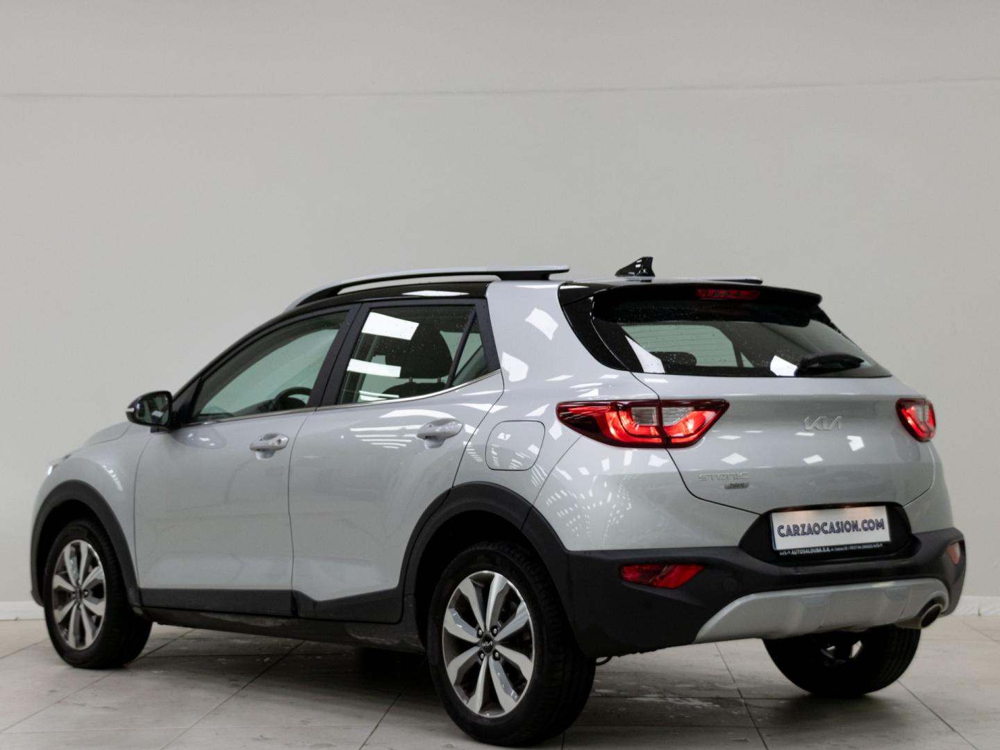 Kia Stonic 1.0 T-GDi 74kW (100CV) MHEV iMT Concept