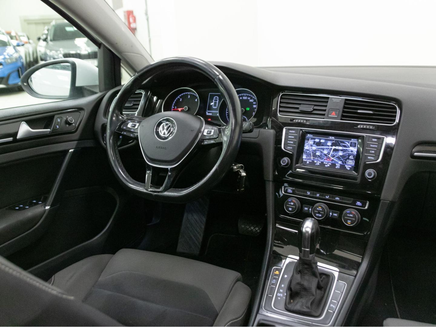 Volkswagen Golf Sport 2.0 TDI 150cv BMT DSG