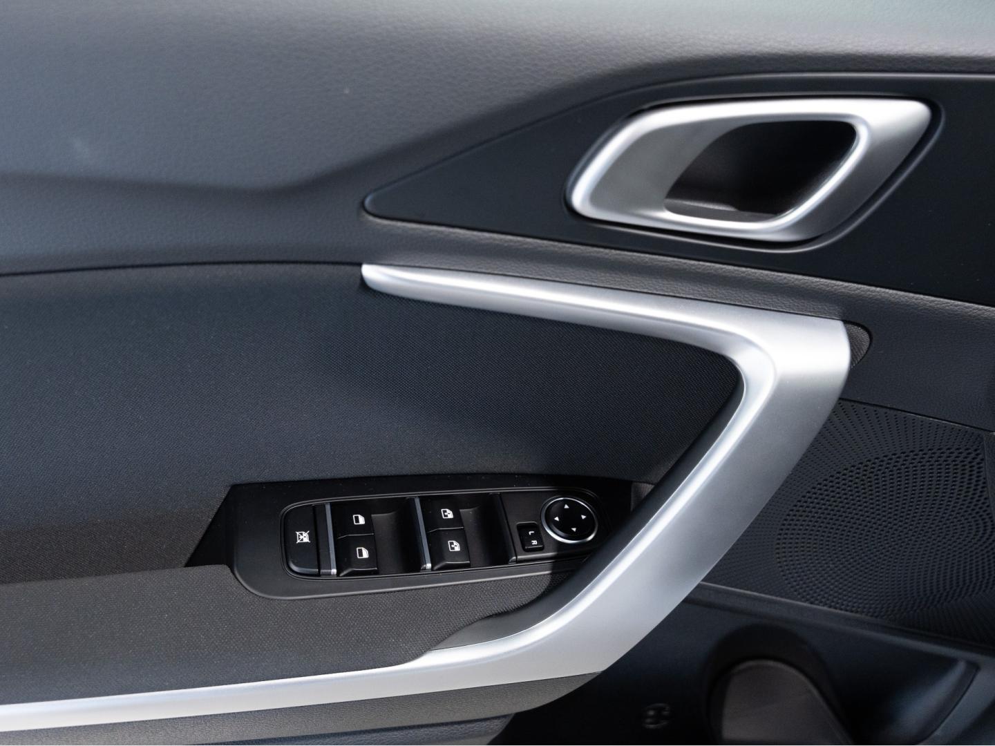 Kia Ceed 1.0 T-GDi 74kW (100CV)) Concept