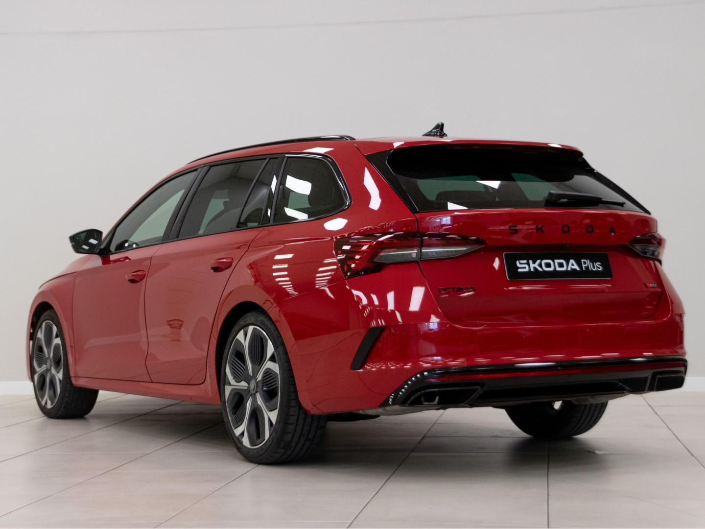 Skoda Octavia Combi 2.0 TSI 195 kW (265CV) DSG RS