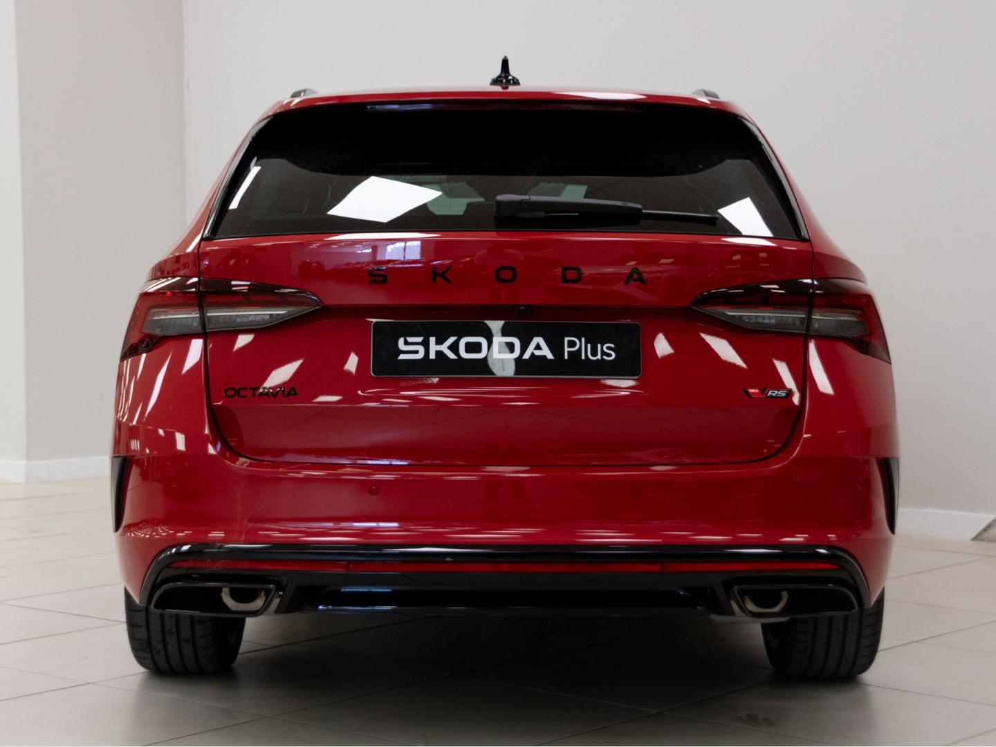 Skoda Octavia Combi 2.0 TSI 195 kW (265CV) DSG RS