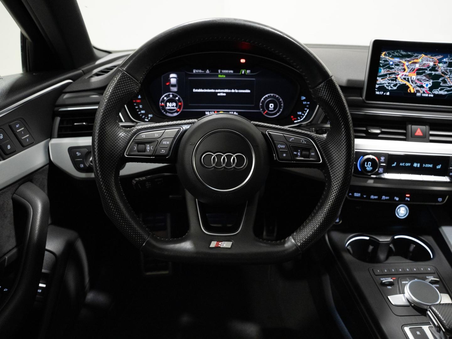 Audi A4 2.0 TDI quattro S tronic S line edition