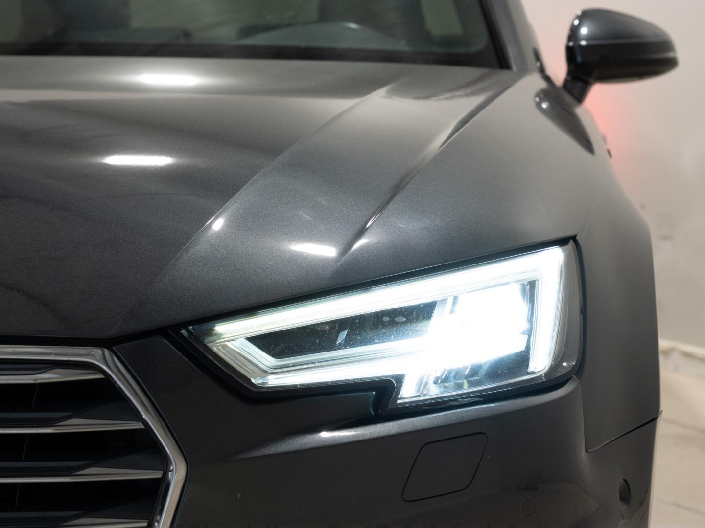 Audi A4 2.0 TDI quattro S tronic S line edition