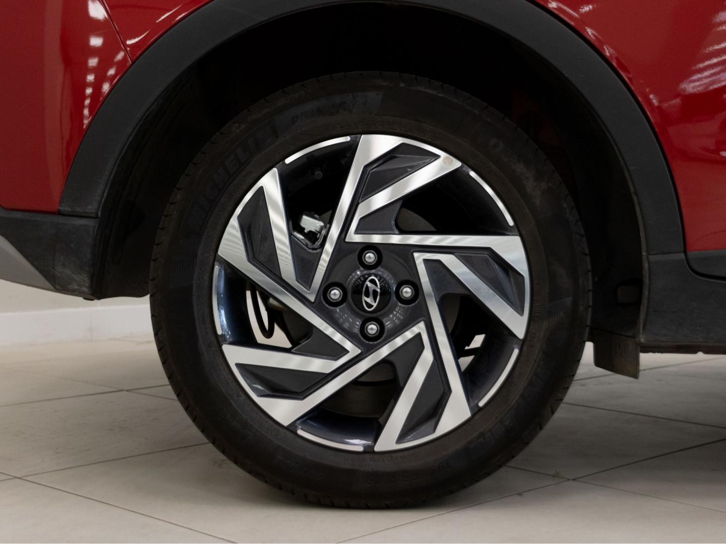 Hyundai Bayon 1.0 TGDI 74kW (100CV) 48V Maxx