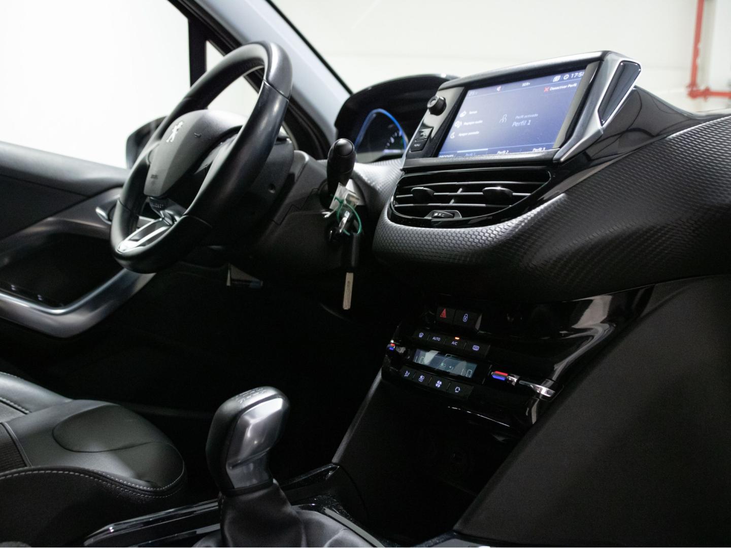 Peugeot 2008 Allure 1.2 PureTech 81KW (110CV) S&S