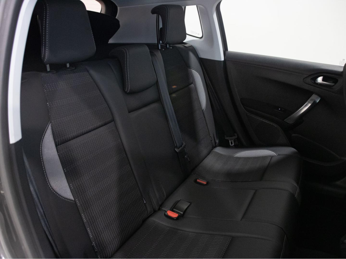 Peugeot 2008 Allure 1.2 PureTech 81KW (110CV) S&S