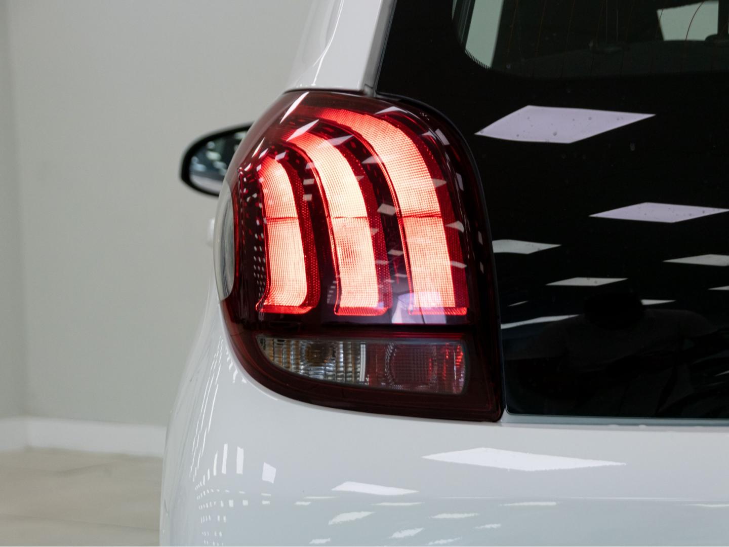 Peugeot 108 1.2 PureTech 60KW (82CV)