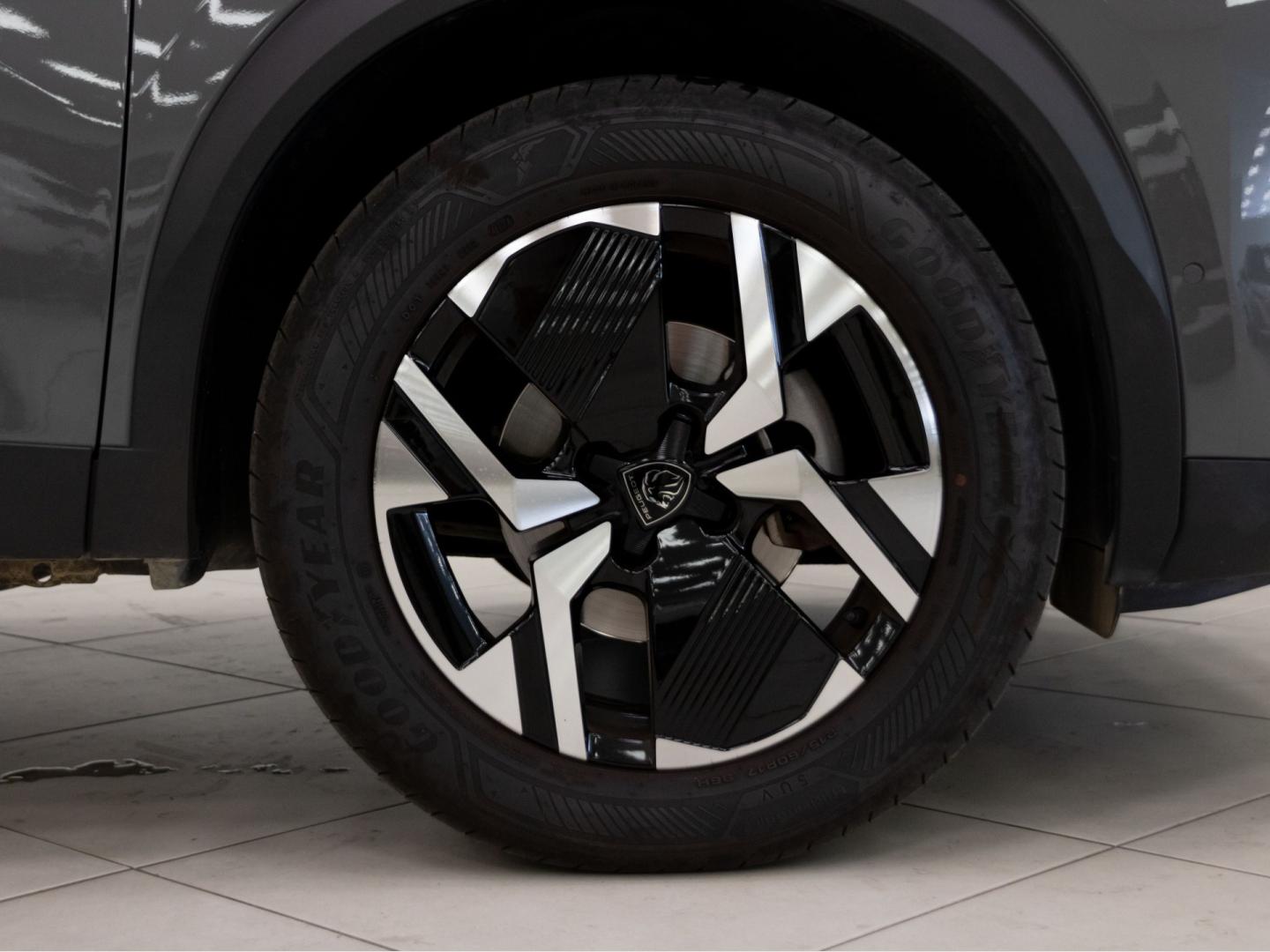 Peugeot 2008 GT Puretech 130 S&S EAT8