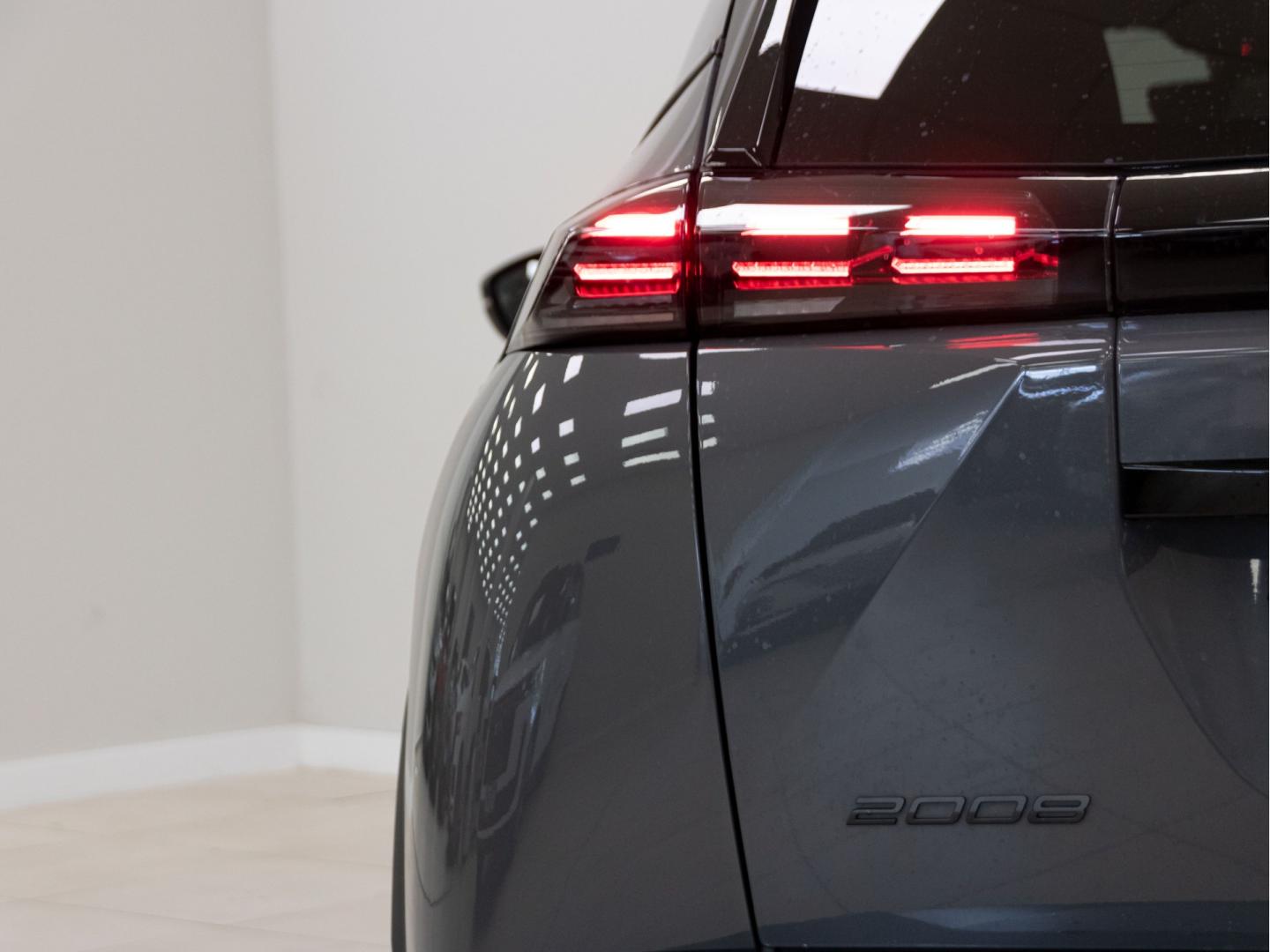 Peugeot 2008 GT Puretech 130 S&S EAT8