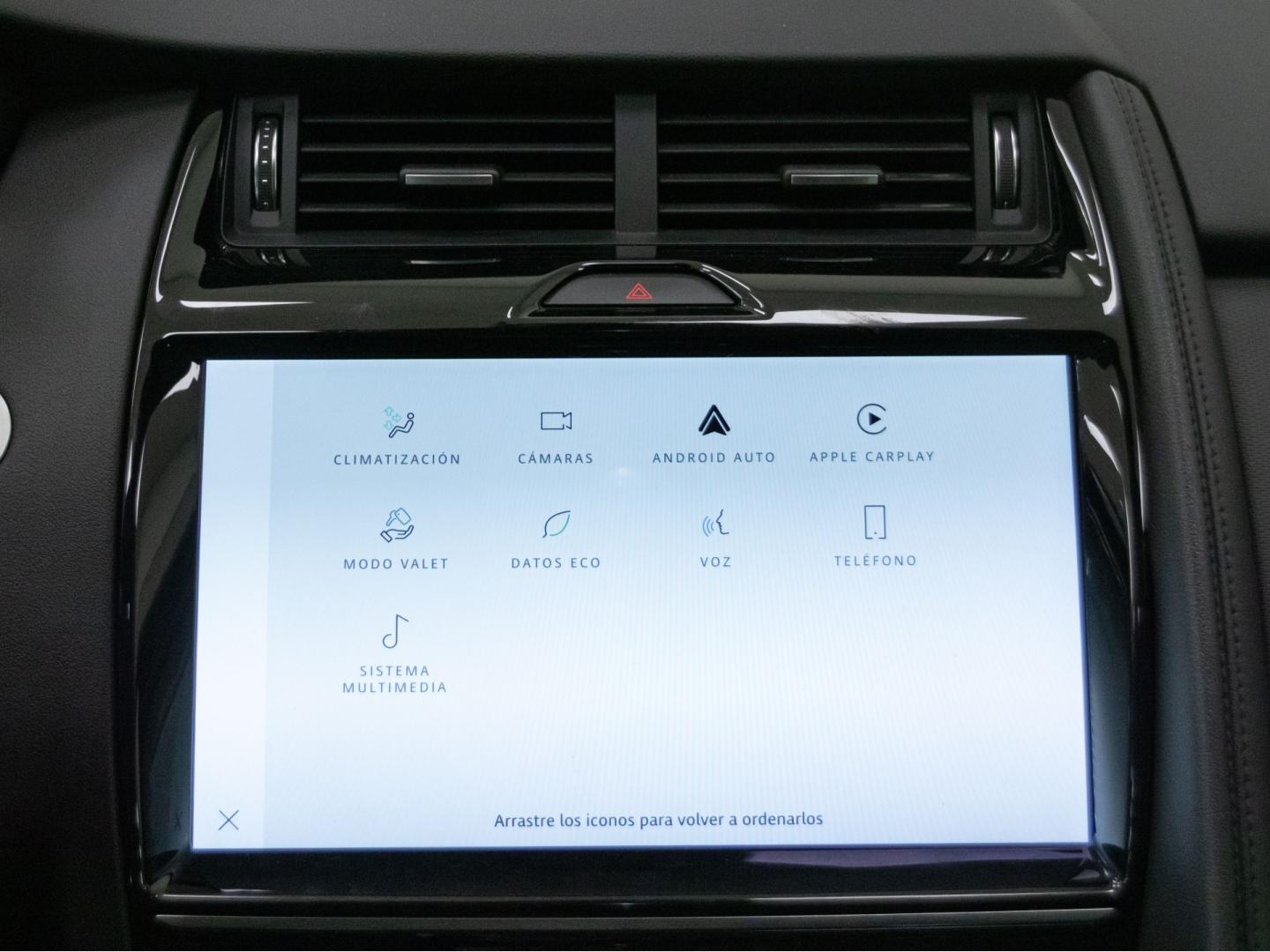 Jaguar E-Pace 1.5P 160PS MHEV Auto