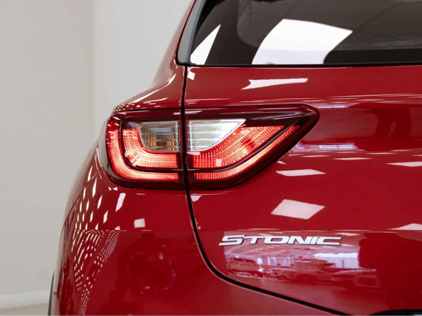 Kia Stonic 1.2 DPi 62kW (84CV) Concept
