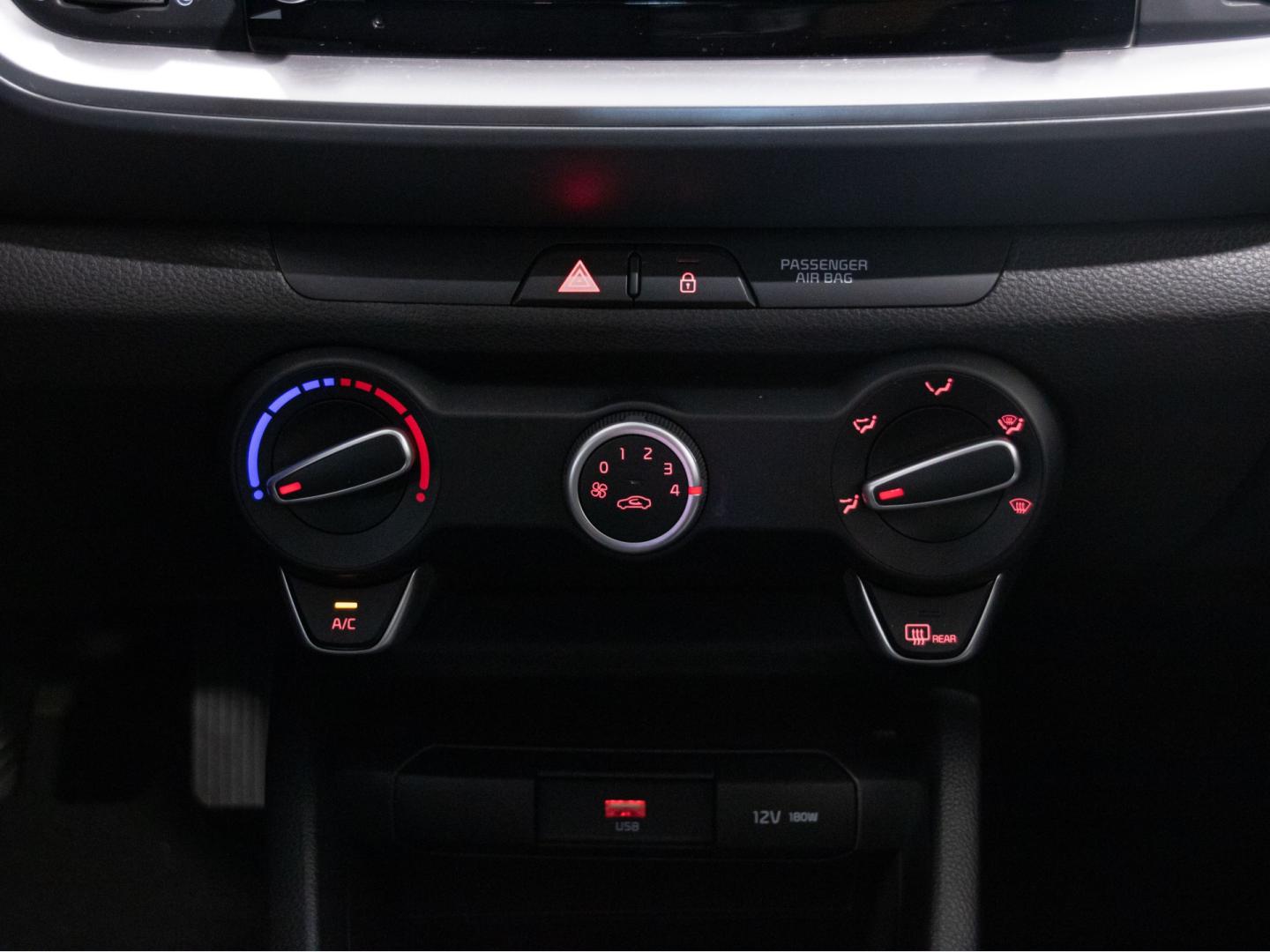 Kia Stonic 1.2 DPi 62kW (84CV) Concept