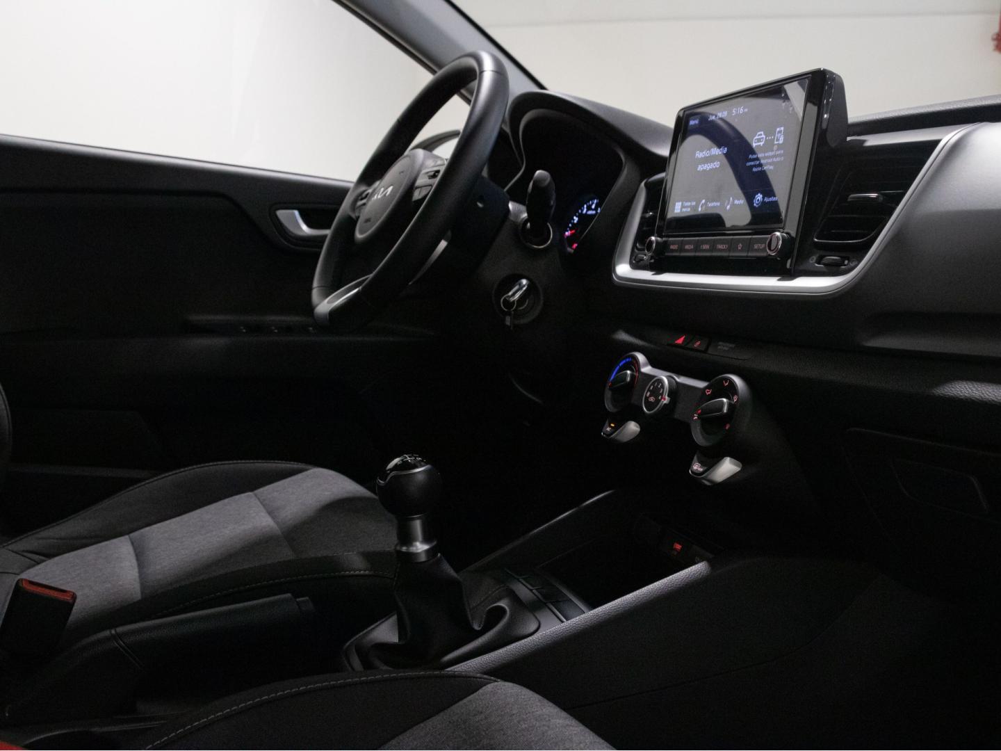 Kia Stonic 1.2 DPi 62kW (84CV) Concept
