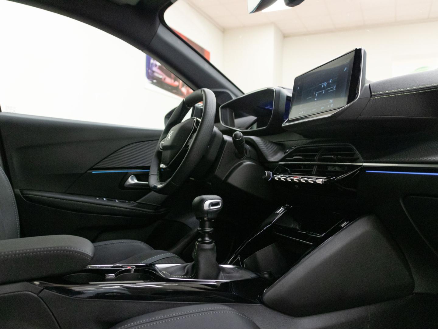 Peugeot 208 PureTech 73kW (100CV) GT