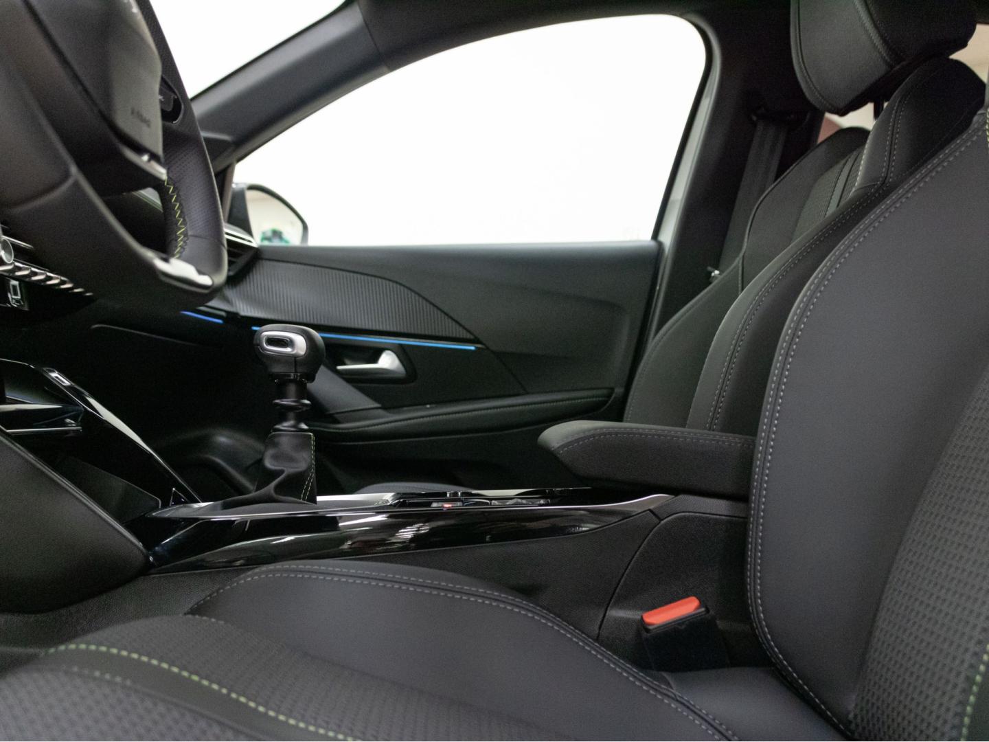 Peugeot 208 PureTech 73kW (100CV) GT