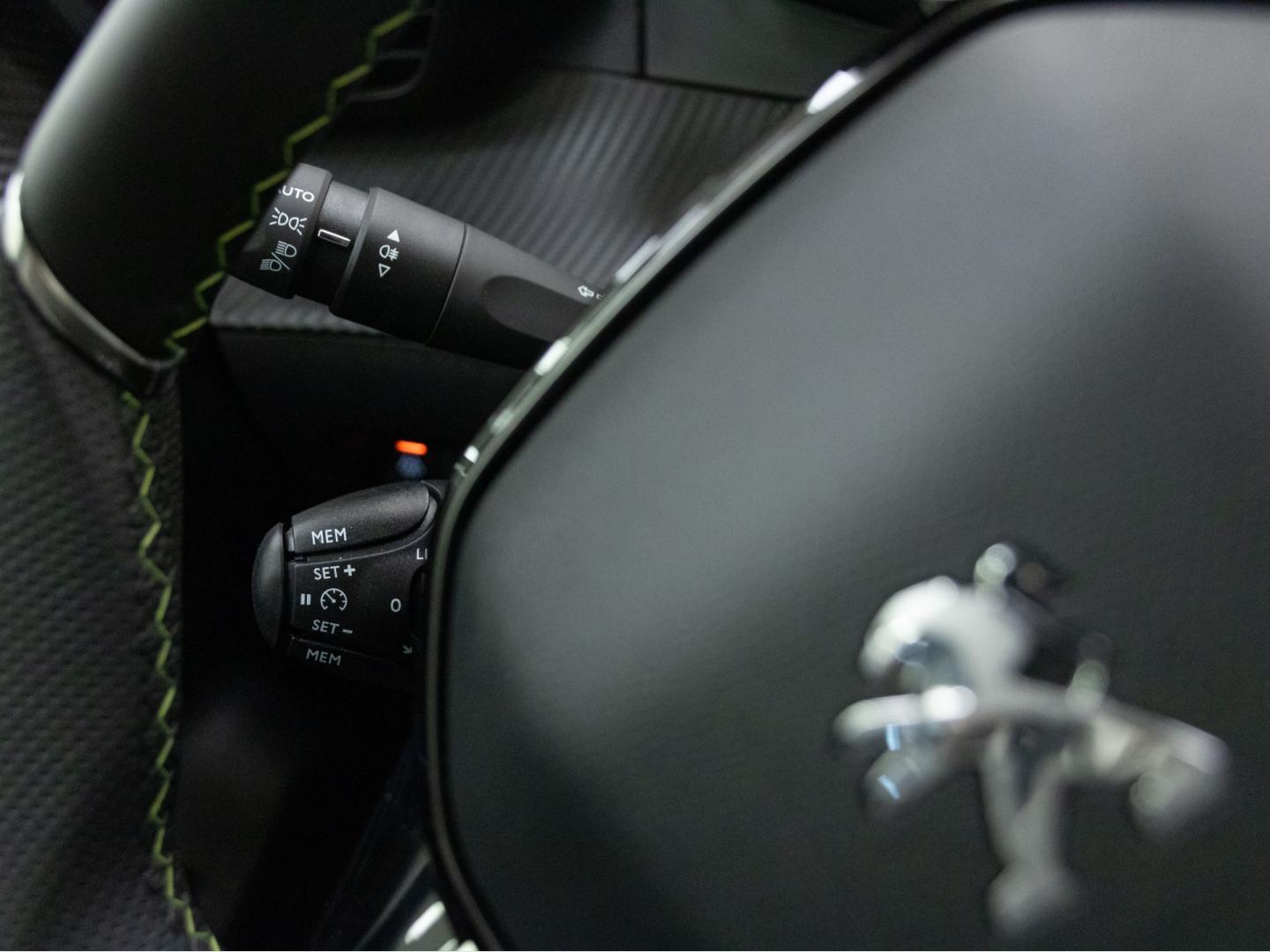 Peugeot 208 PureTech 73kW (100CV) GT
