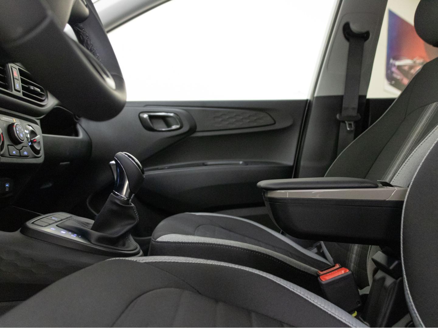 Hyundai i10 1.0 Klass AT