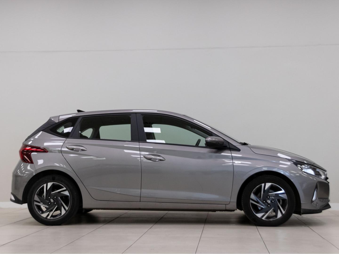 Hyundai i20 1.0 TGDI 74kW (100CV) 48V Klass