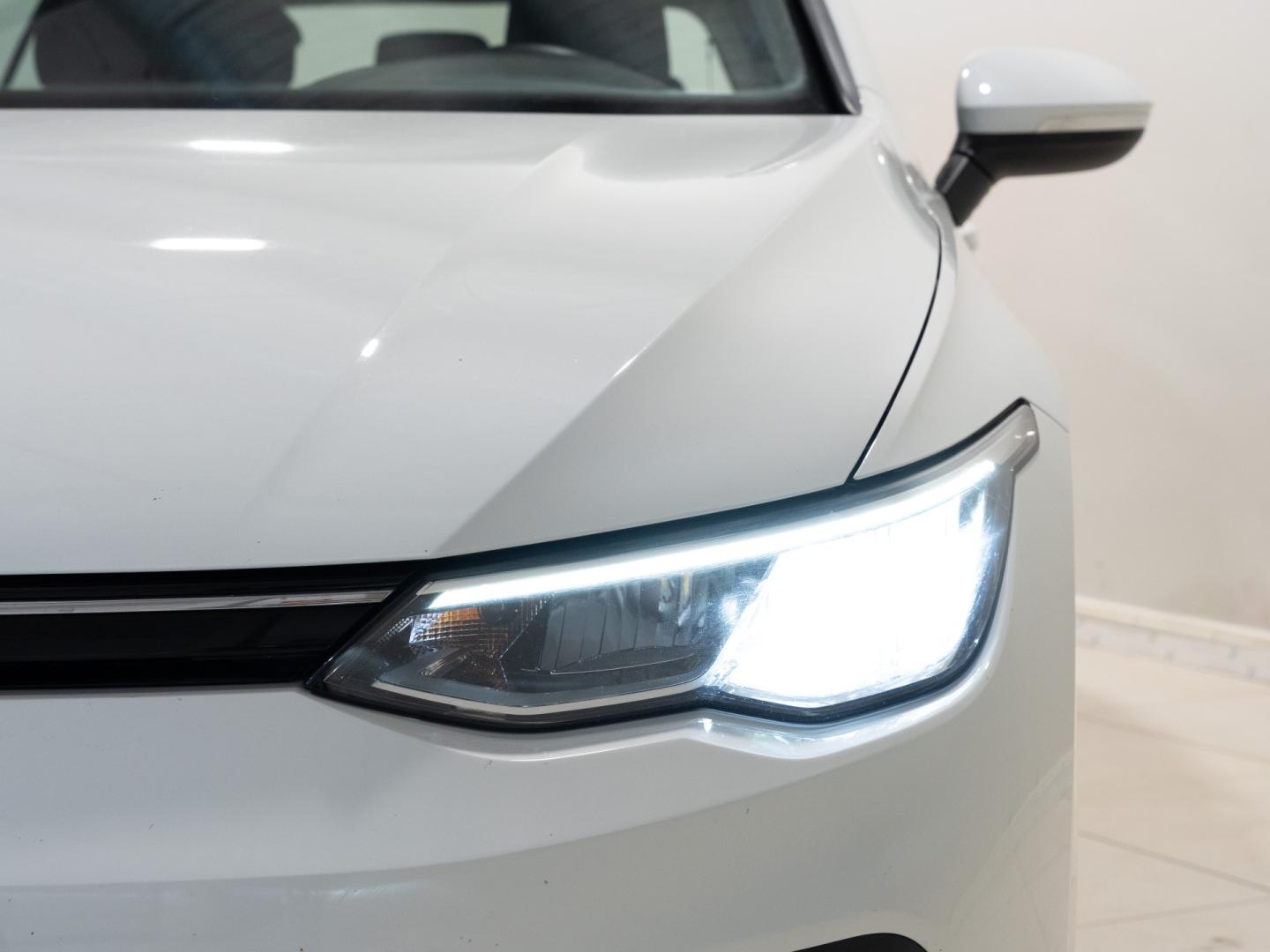 Volkswagen Golf Life 2.0 TDI 85kW (115CV)
