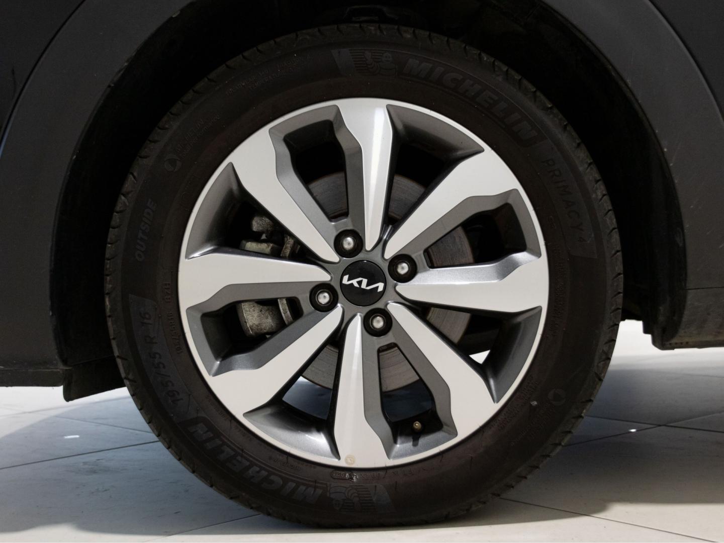Kia Stonic 1.0 T-GDi 74kW (100CV) MHEV MT Concept