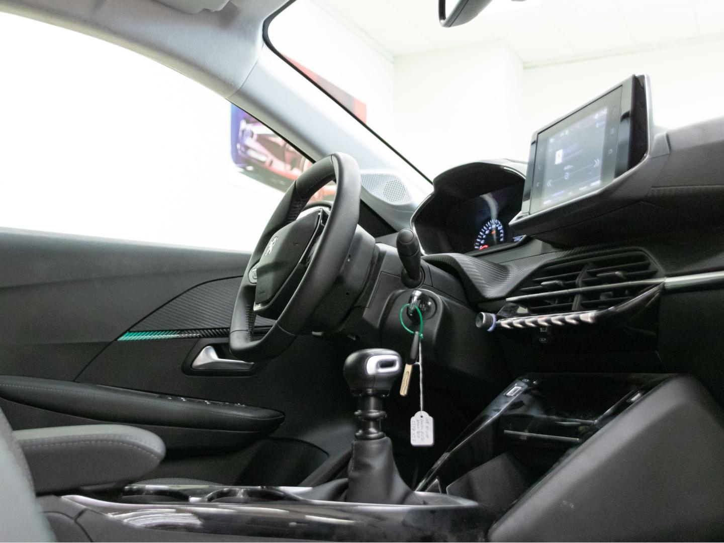 Peugeot 208 BlueHDi 73kW (100CV) Allure