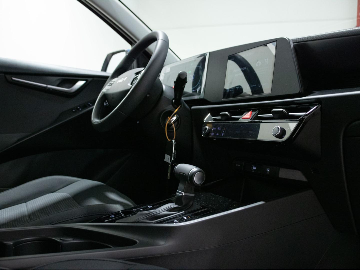 Kia Niro 1.6 GDi PHEV 135kW (183CV) Concept