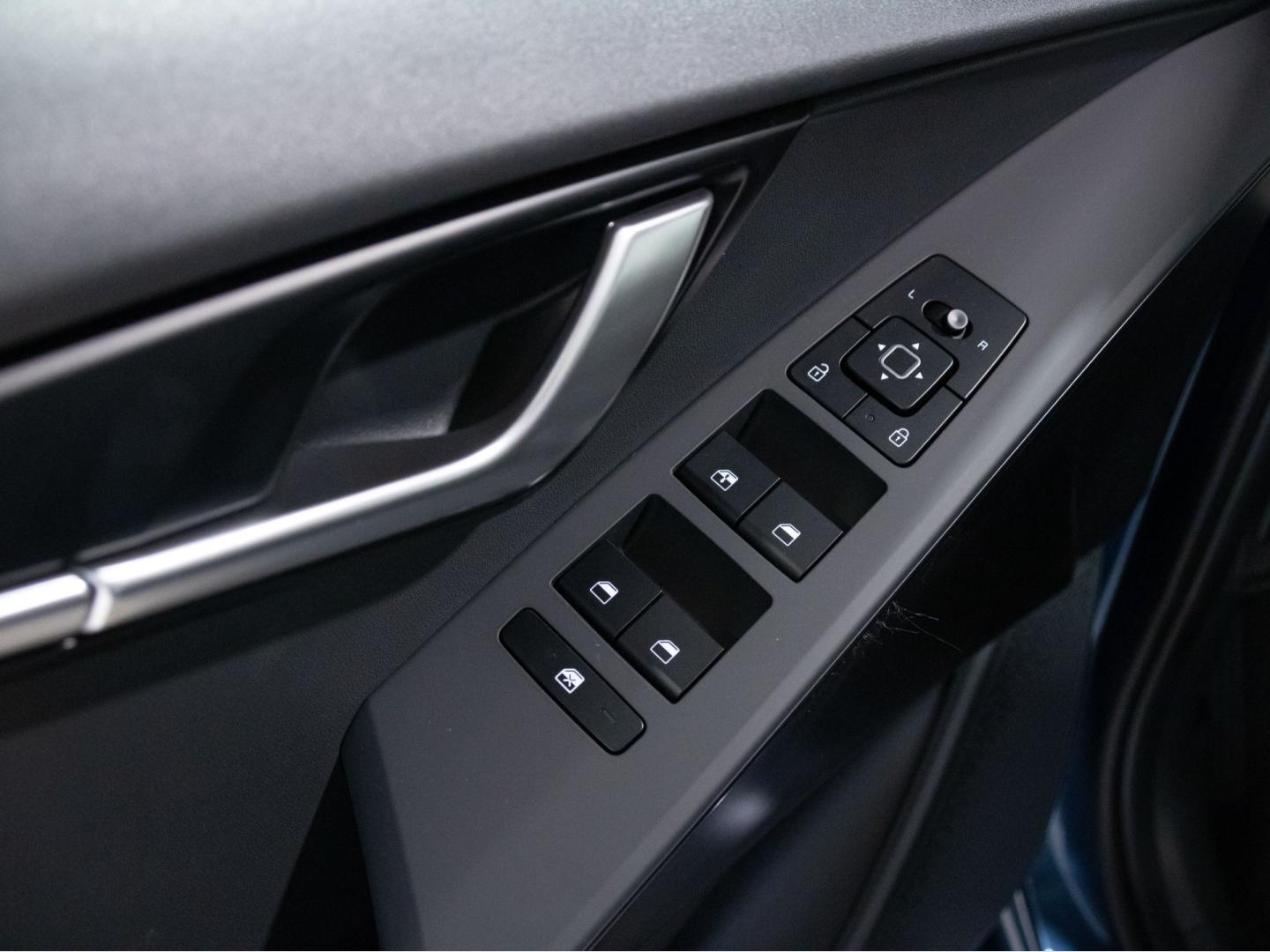 Kia Niro 1.6 GDi PHEV 135kW (183CV) Concept
