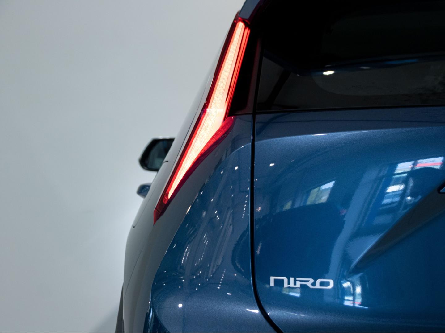 Kia Niro 1.6 GDi PHEV 135kW (183CV) Concept
