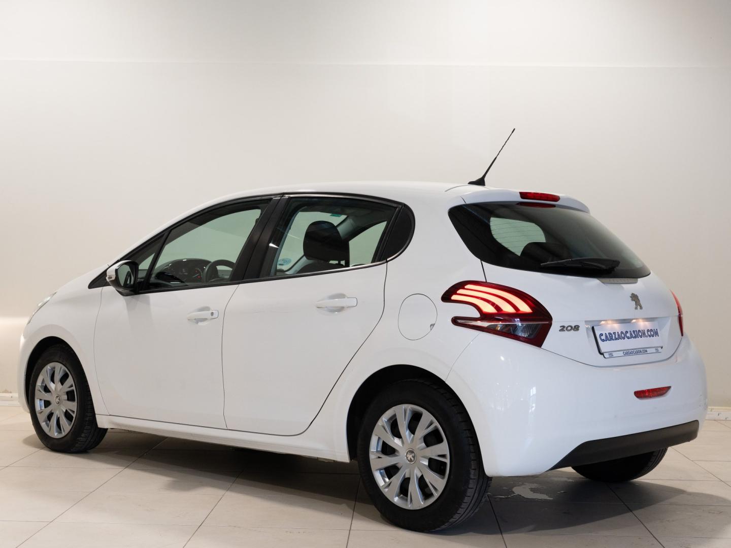 Peugeot 208 BlueHDi 73kW (100CV) Active