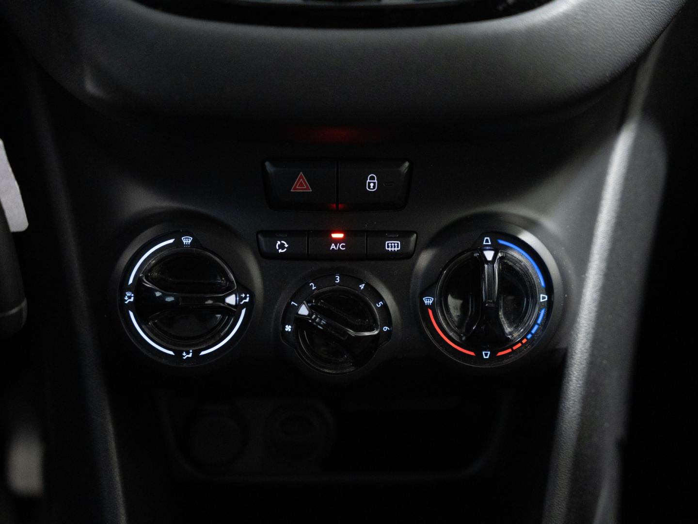 Peugeot 208 BlueHDi 73kW (100CV) Active