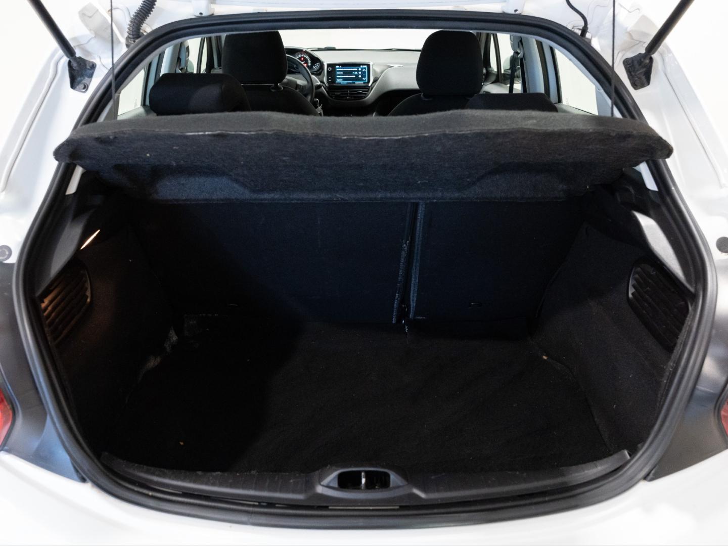 Peugeot 208 BlueHDi 73kW (100CV) Active