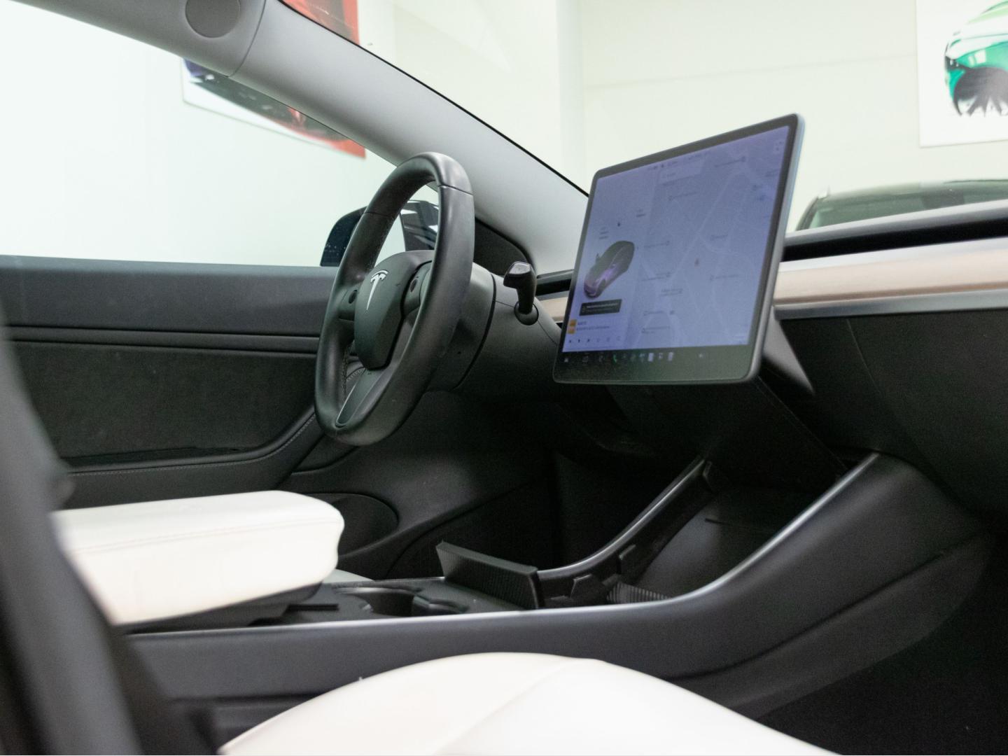 Tesla Model 3 Gran Autonomía RWD
