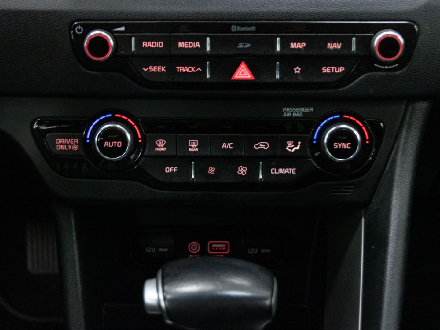 Kia Niro 1.6 GDi HEV 104kW (141CV) Drive
