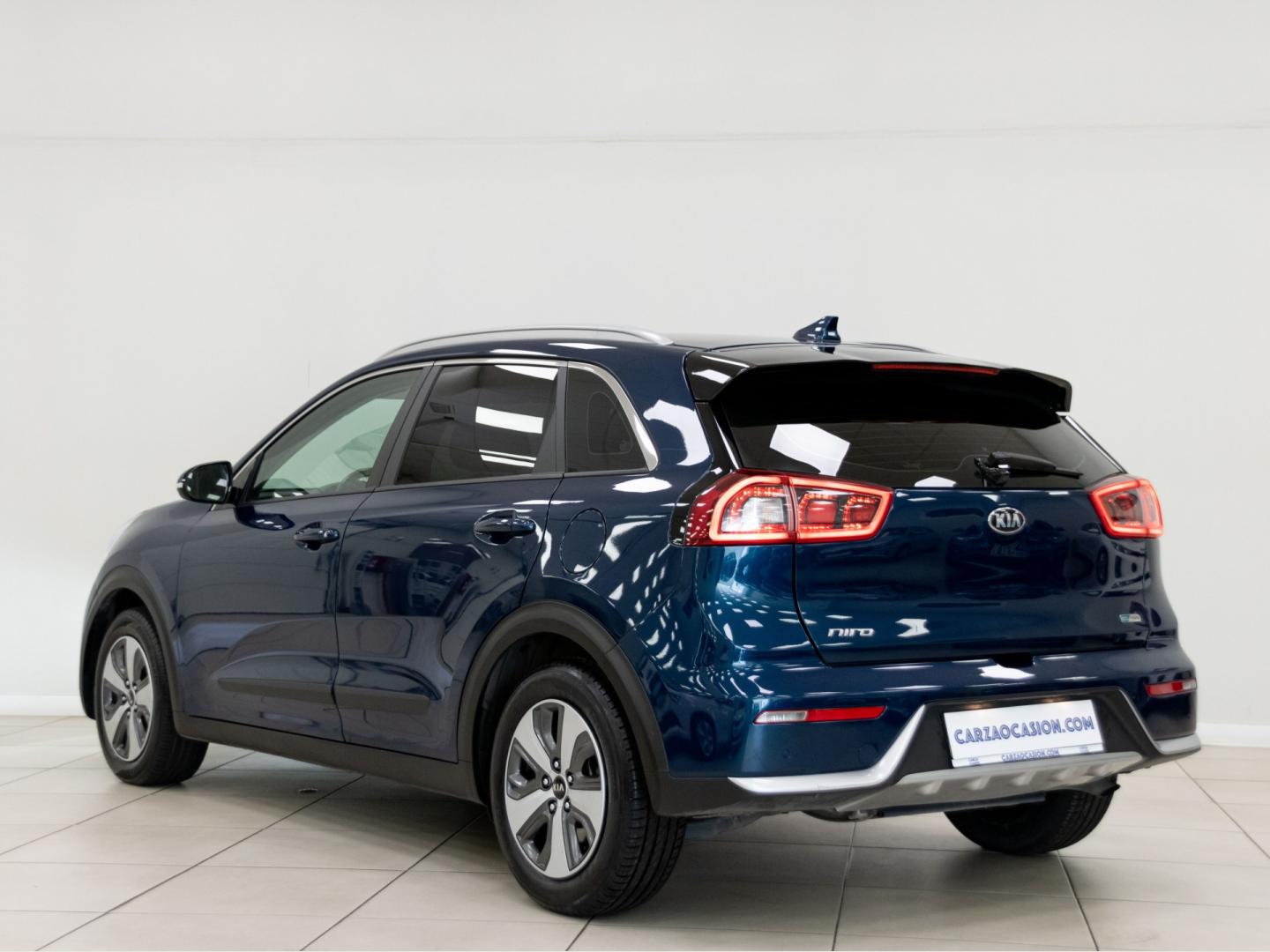Kia Niro 1.6 GDi HEV 104kW (141CV) Drive
