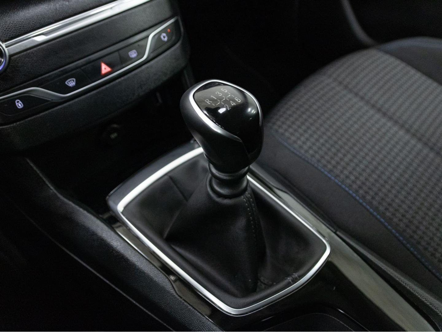 Peugeot 308 5p Style BlueHDi 130 S&S 6 Vel. MAN