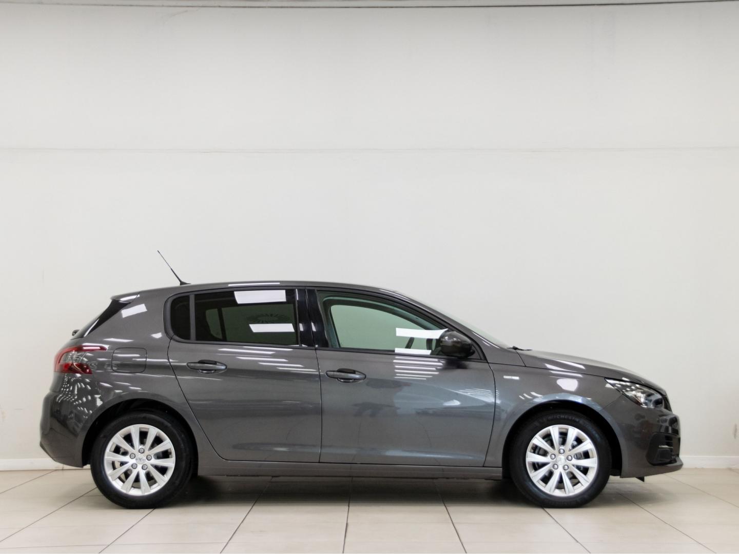 Peugeot 308 5p Style BlueHDi 130 S&S 6 Vel. MAN
