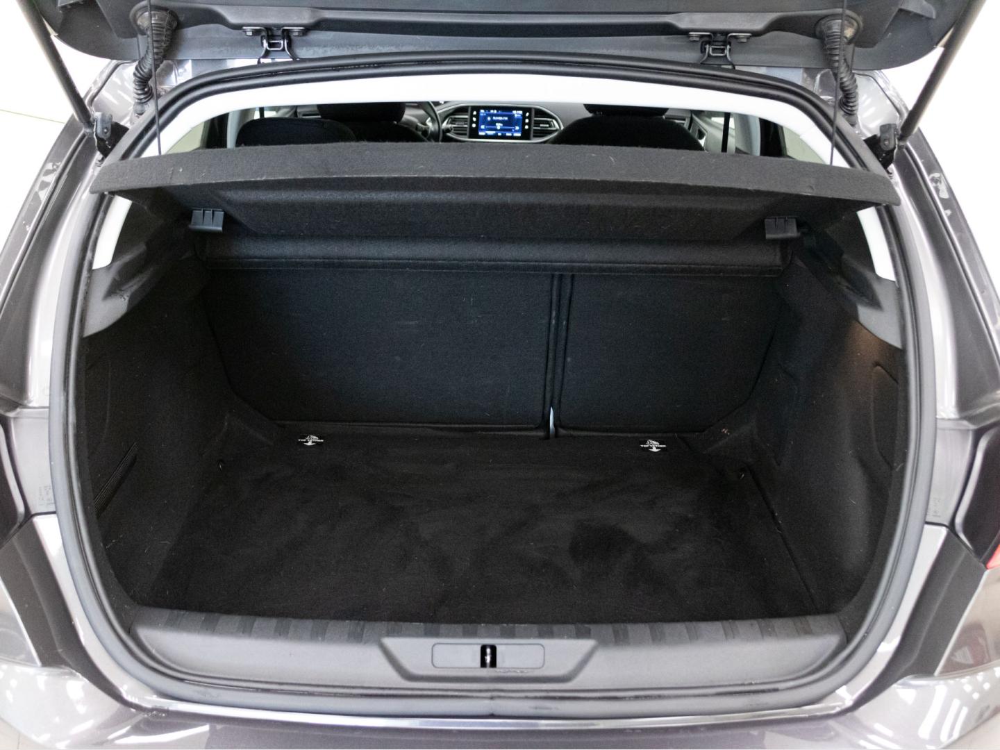 Peugeot 308 5p Style BlueHDi 130 S&S 6 Vel. MAN