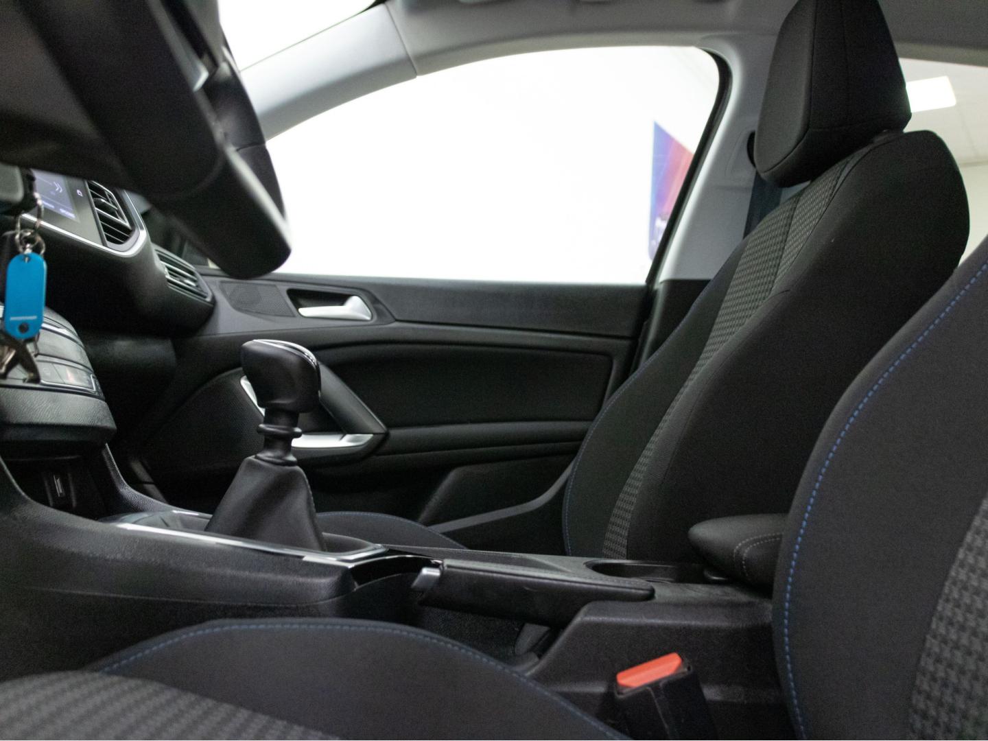 Peugeot 308 5p Style BlueHDi 130 S&S 6 Vel. MAN