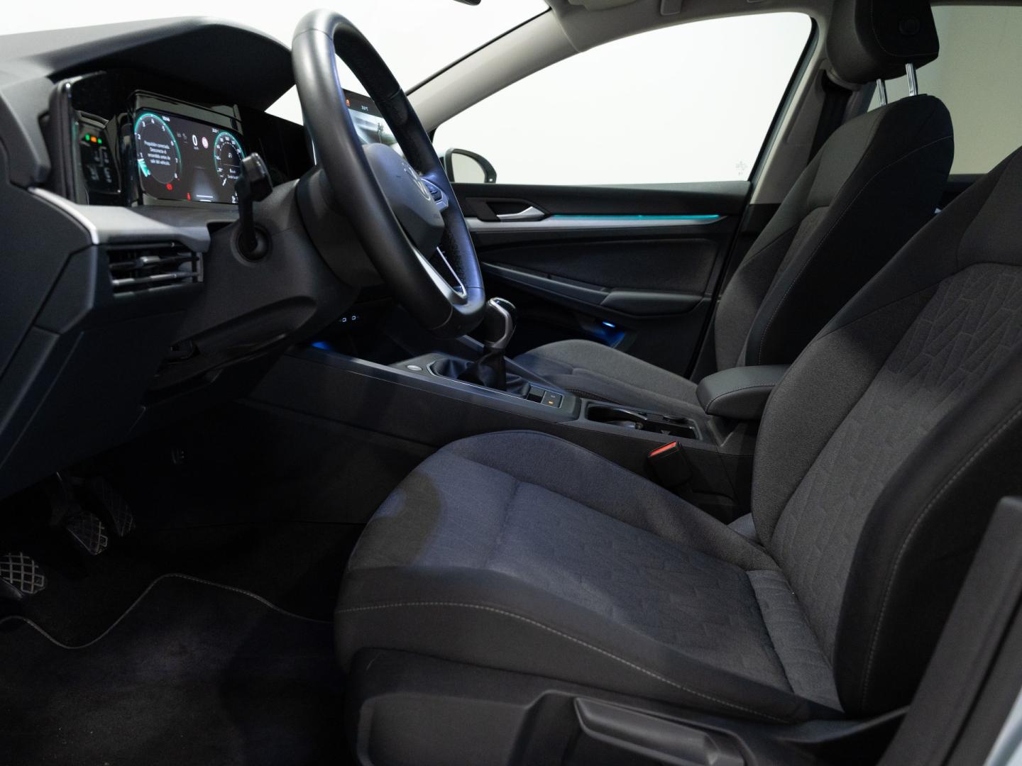 Volkswagen Golf "Más" 1.5 TSI 85kW (115CV)