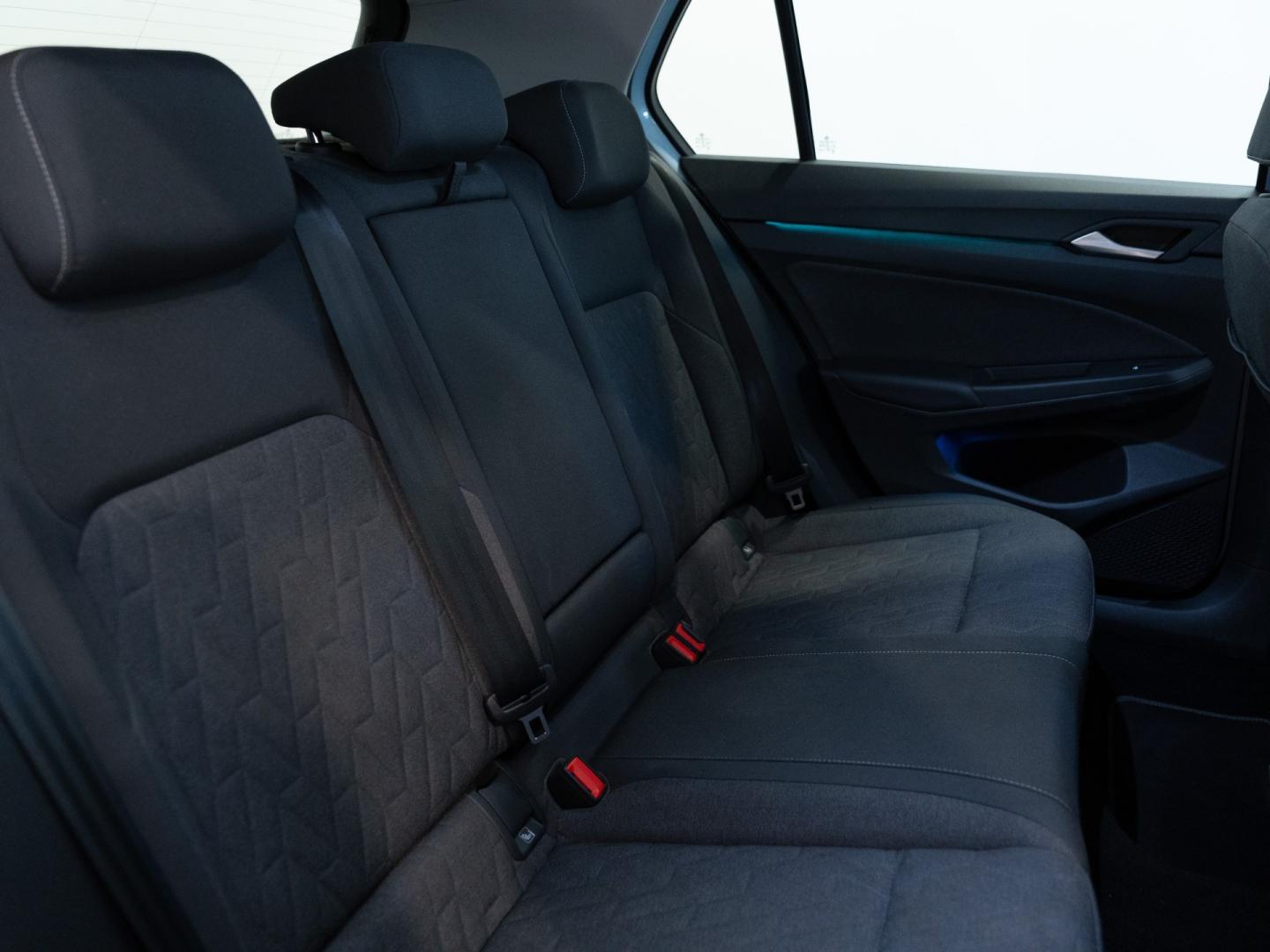 Volkswagen Golf "Más" 1.5 TSI 85kW (115CV)