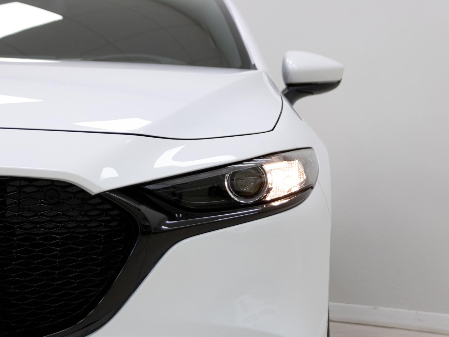 Mazda 3 2.5L e-SKYACTIV G MHEV 103kW (140CV) 6MT FWD Prime-line