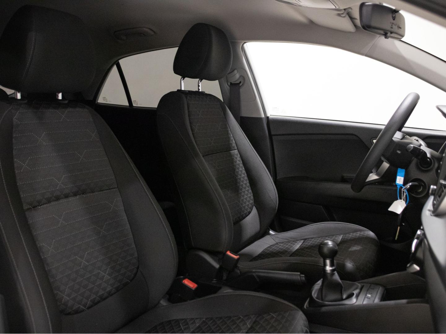 Kia Rio 1.2 CVVT 62kW (84CV) Concept