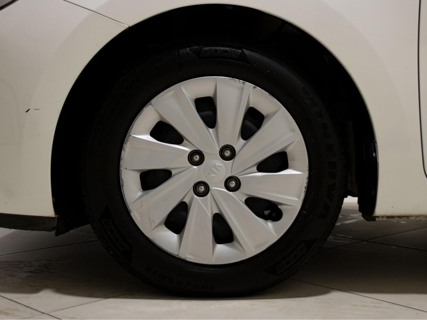 Kia Rio 1.2 CVVT 62kW (84CV) Concept