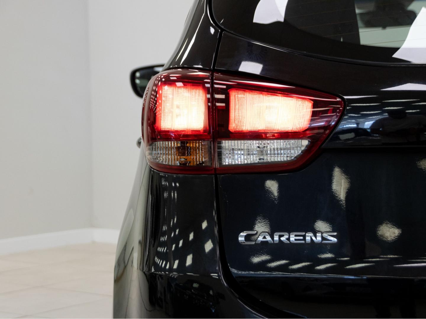 Kia Carens 1.6 GDi 99kW (135CV) Concept