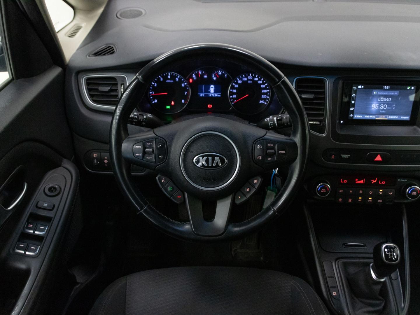 Kia Carens 1.6 GDi 99kW (135CV) Concept